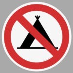 sticker autocollant camping interdit interdiction de faire du camping sur ce terrain étiquette
